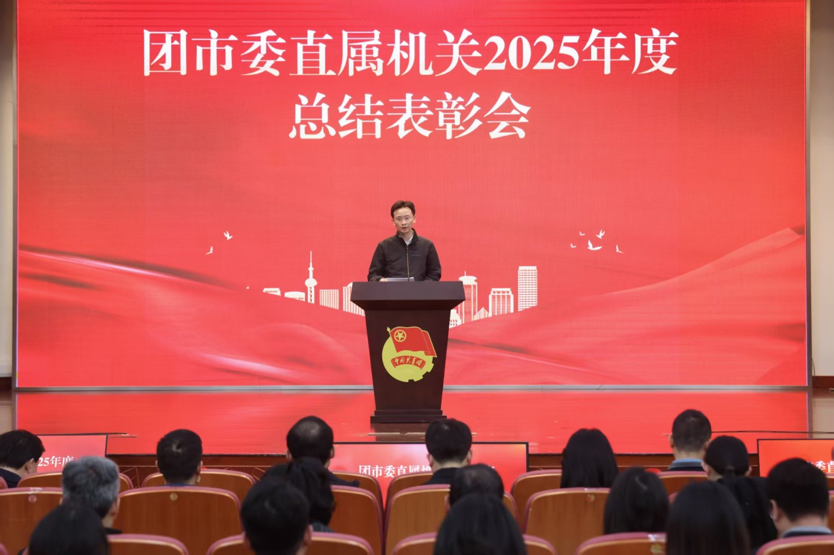 挂红网.jpg 挂红网.jpg